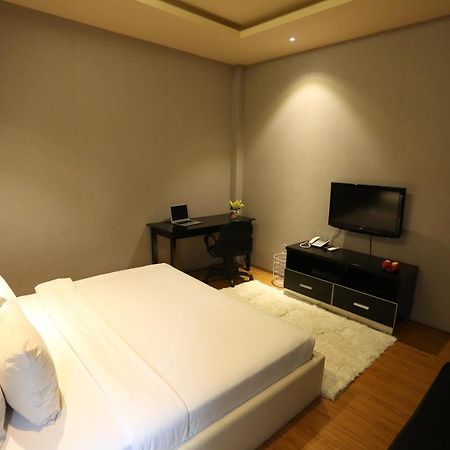Diamond Suite Hai Ba Trung Cidade de Ho Chi Minh Exterior foto