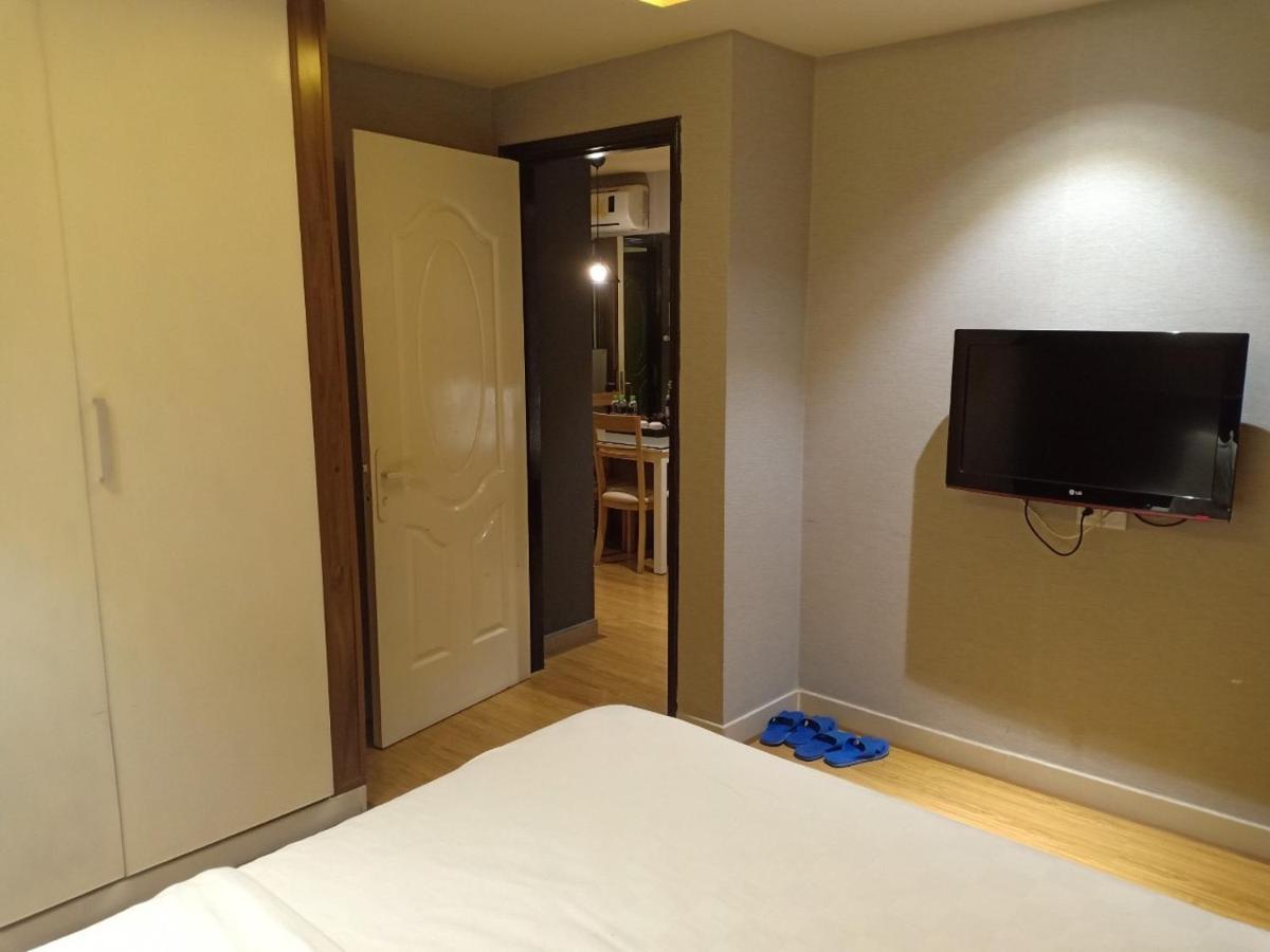 Diamond Suite Hai Ba Trung Cidade de Ho Chi Minh Exterior foto