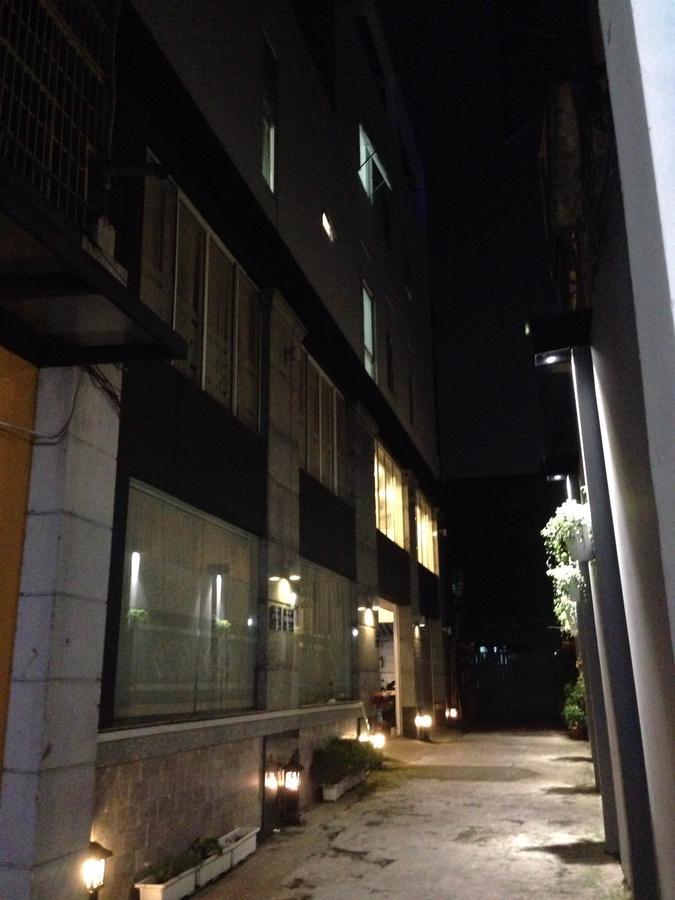 Diamond Suite Hai Ba Trung Cidade de Ho Chi Minh Exterior foto